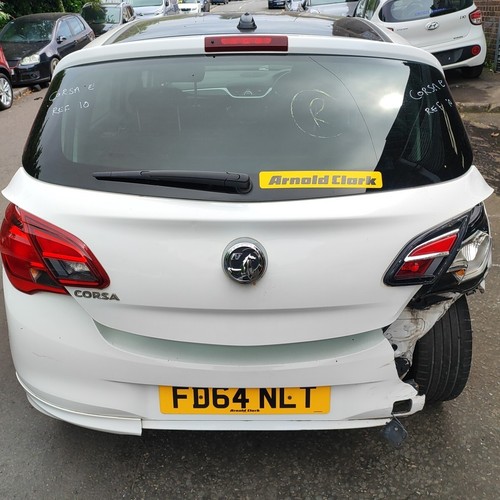 Vauxhall corsa 2015 white - e,