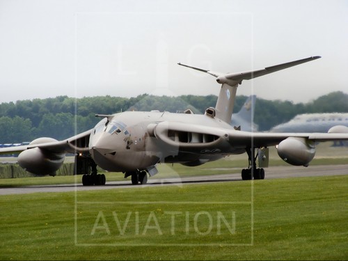 Handley page victor - victor, bomber