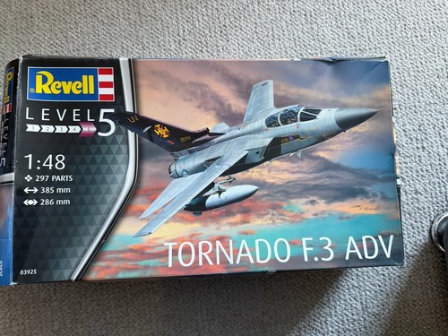 Revell level 48 tornado - 1:48,