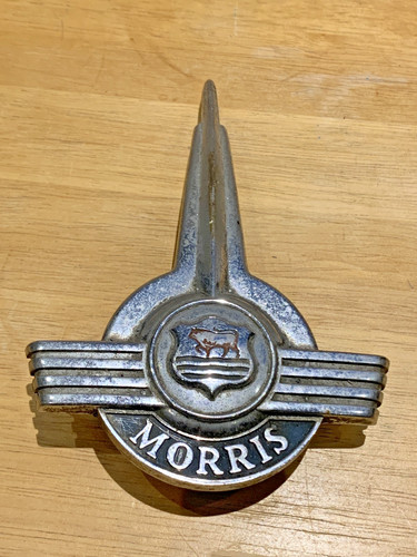 Morris minor bonnet badge - bonnet,