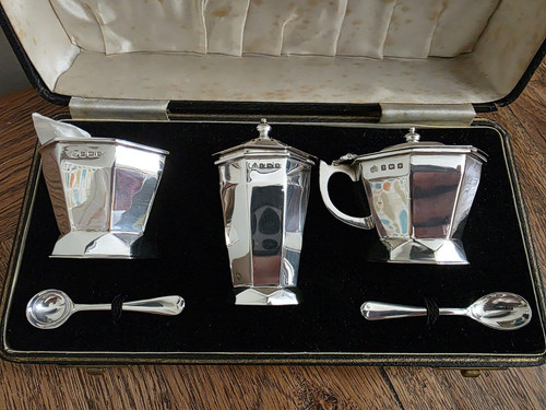 Elkington solid sterling - &,