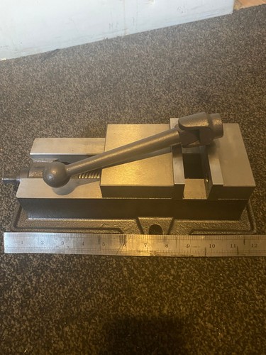 Inch lockdown milling - milling, vice