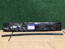 Land Rover Defender Front  Window Channel Glazing Rubber Up To 1986 - MUC1713