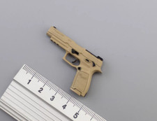 P320-M17 1/6 Scale Weapon