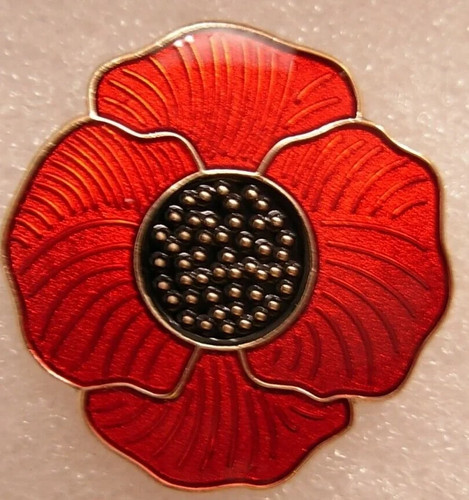 Red flower pin badge small - flower, badge.