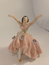 Dresden Lace Spanish Dancing