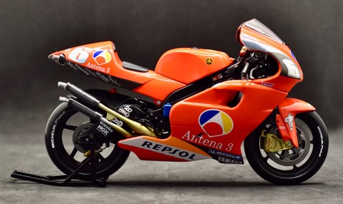 Minichamps 2002 yamaha - 1:12,