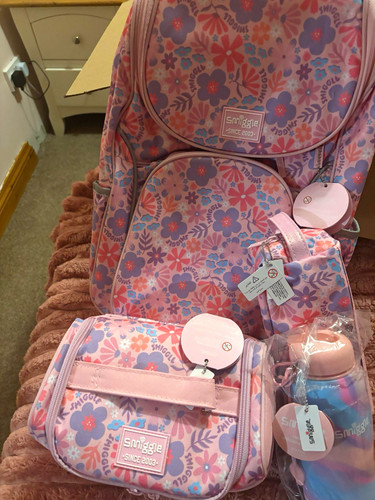 Smiggle floral canvas - smiggle,