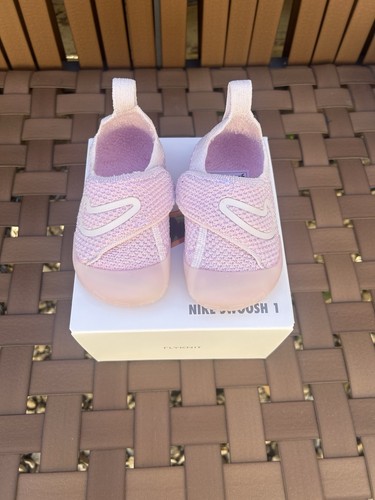 Nike swoosh flyknit - nike,
