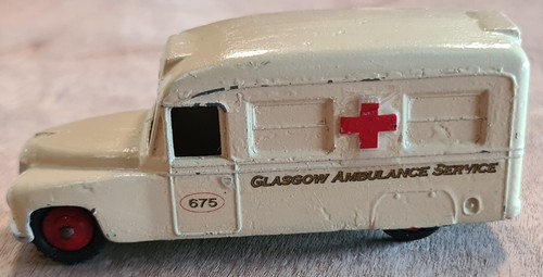 Vintage dinky toys 253 daimler - toys,