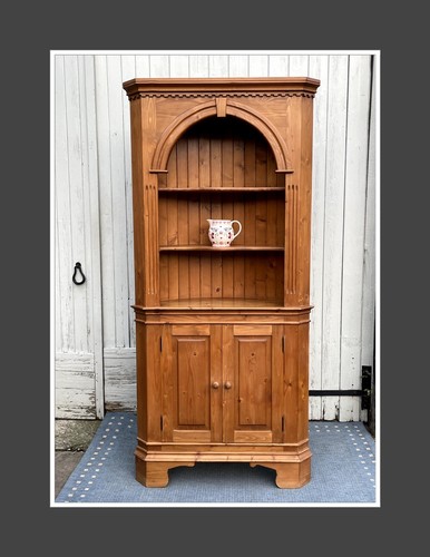 Beautiful rustic solid pine - solid,