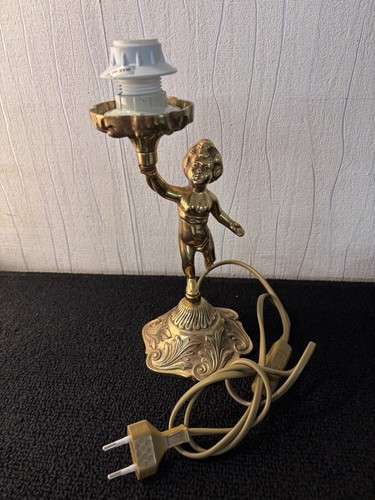 Golden metal angel lamp cm - 22,