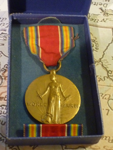 Army navy ww2 victory medal - us,