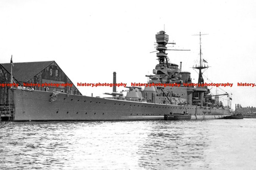 F008725 hms renown british - hms,
