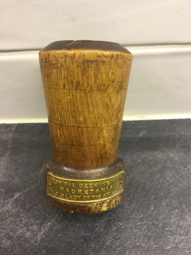 Vintage turned wood - , desk
