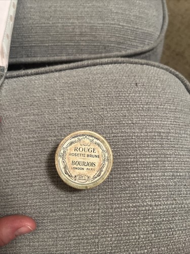 Vintage powder blush rouge