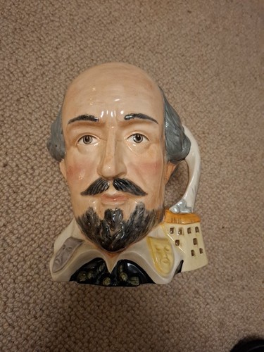 Royal doulton large character - royal,