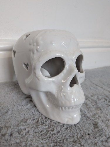 Skull candle holder wax burner - holder,