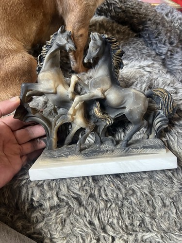 Horse figurine - horse,