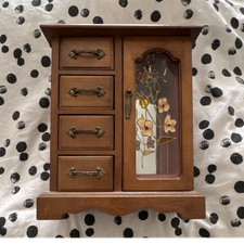 Vintage style wooden jewellery - style,