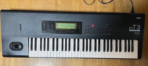 Korg 61 key synthesizer - 61-key,