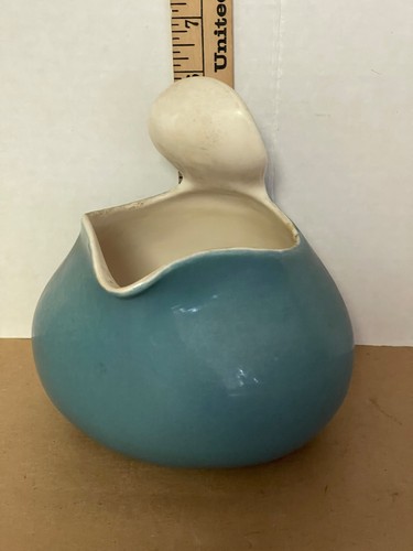 Blue red wing - red, pottery