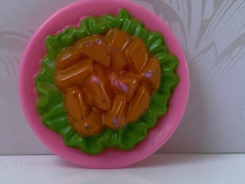 Barbie dolls dinner plate - dinner,