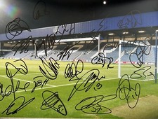 QPR HAND SIGNED 16X12 PHOTO BY 2014/15 TEAM INC ZAMORA, AUSTIN + PROOF + COA