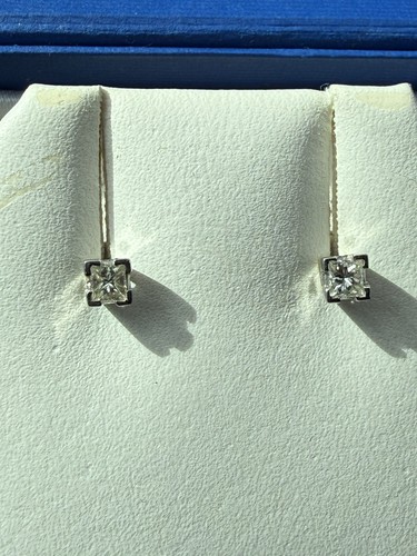 Princess cut diamond stud - princess,
