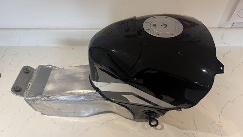 Bmw m1000rr 2026 litre fuel - m1000rr,