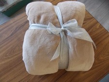 HOODED  SNUGGLE  THROW by AVON NWT  Soft and warm faux velour/sherpa fleece 