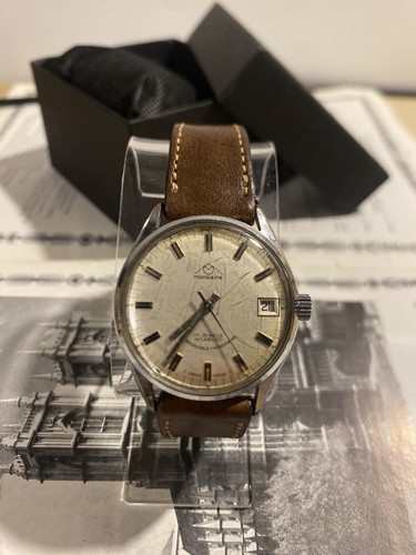 Mondaine manual wind - manual,
