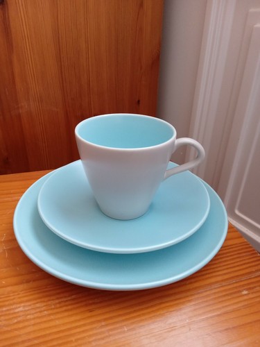 Poole pottery twin tone - poole,