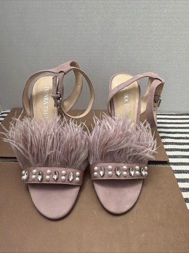 Ivanka trump kasie pink - trump,
