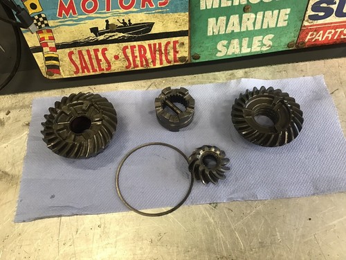 Suzuki dt90 gearbox gear - dt90,