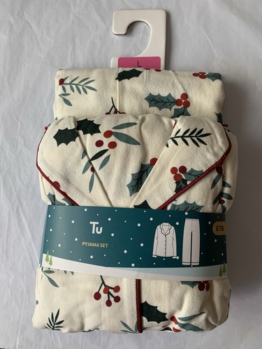 Bnwt holly traditional - holly,