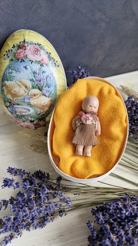 Kewpie frozen sharlotte type - kewpie,