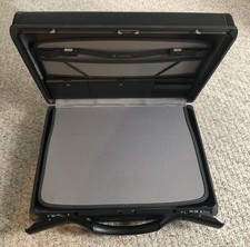 Black samsonite focus - samsonite, shape