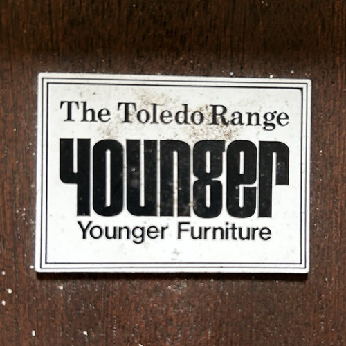 Younger furniture toledo oval - younger,