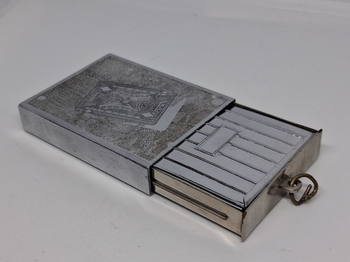 Vintage spring loaded powder - spring,