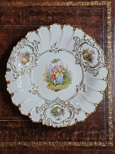Meissen gold scalloped - meissen,