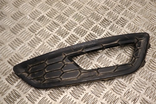 Focus line front bumper ns - st-line,
