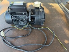 LX  Whirlpool LP200 Hot Tub