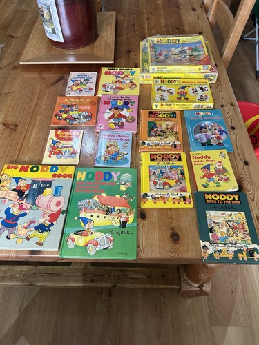 Job lot noddy - lot, of