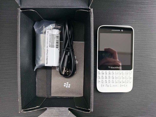 Blackberry unlocked 8gb - q5,