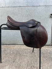 pessoa Gen x elite jump saddle 17.5”