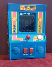 Ms Pac-Man LCD Handheld Arcade Game Bandai  Working 