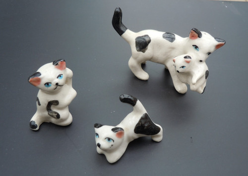 Vintage miniature mother cat - miniature,