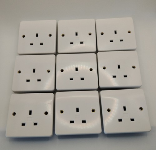 Unswitched single socket 1 - mk,