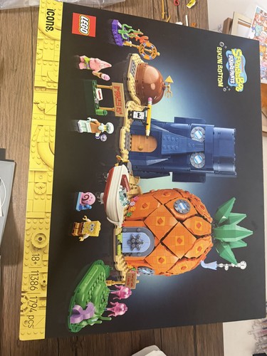 Lego icons 11386 spongebob - lego,